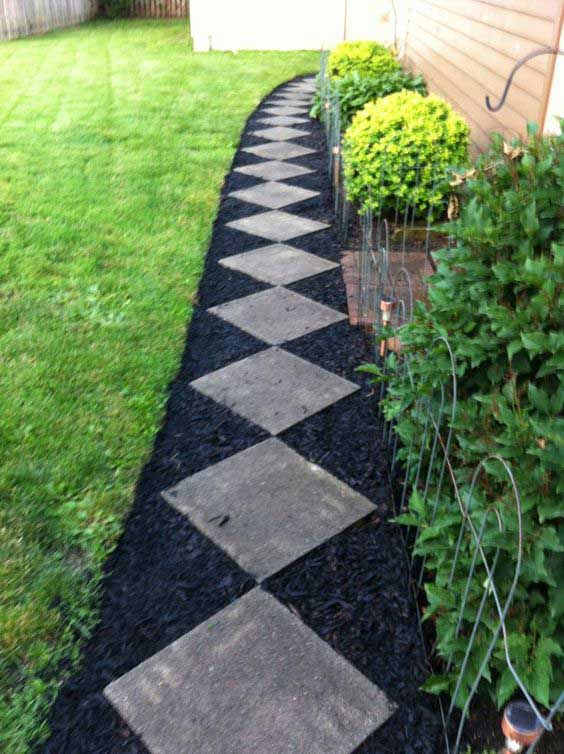 Lay a Stepping Stones and Path Combo to Update Your Landscape