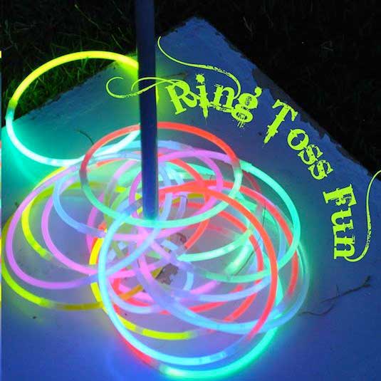 Glow-Sticks-Ideas-for-Kids-Parties-HDI-07