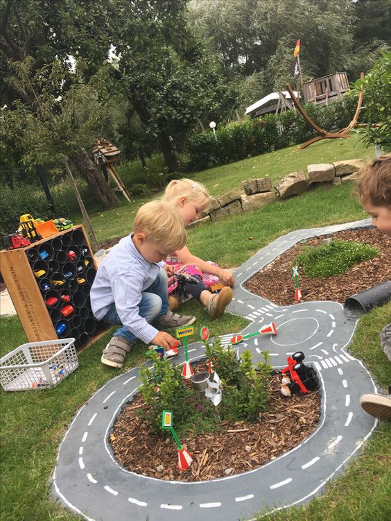 Try These 15 Ideas for Making a Kids Play Garden
